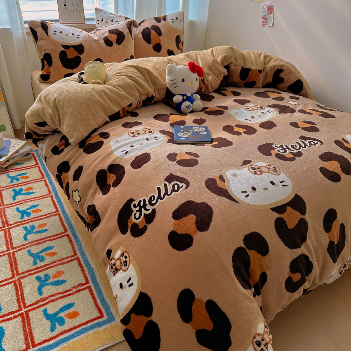 小叮当家纺仓储工厂店 买家秀 爆款花型2025新款200克牛奶绒小清新卡通复古风四件套 豹纹kt