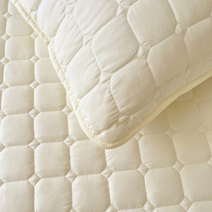 91家纺网 家纺一手货源 找家纺 亨通家纺 2025新款A类格子磨毛防水夹棉床笠 格子夹棉-米白