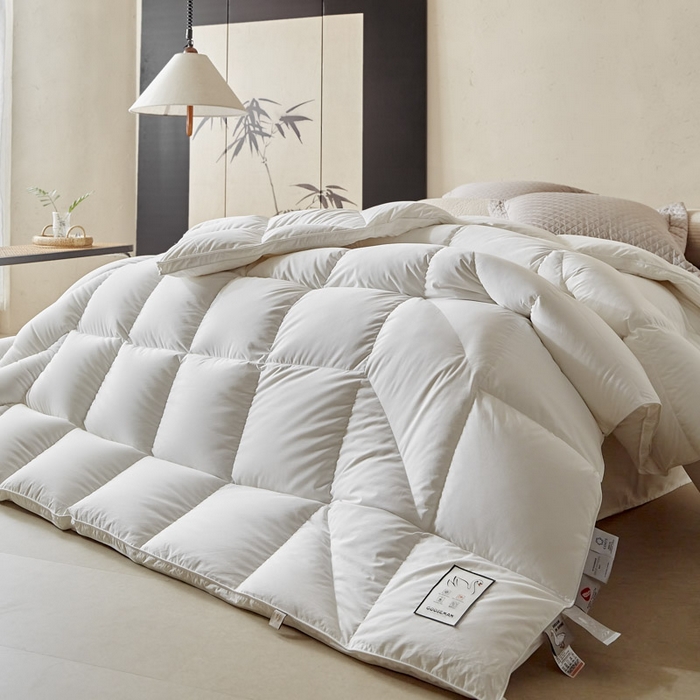 91家纺网 家纺一手货源 找家纺 暖羽屋羽绒馆 2025新款人体工学被鹅绒丝被芯 羽绒被子春秋被  羽毛被 双人冬被 白