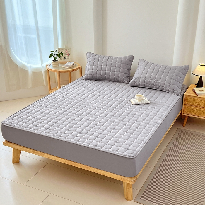 91家纺网 家纺一手货源 找家纺 亨通家纺 2025新款A类格子磨毛防水夹棉床笠 格子夹棉-浅灰