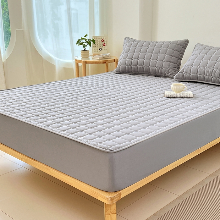 91家纺网 家纺一手货源 找家纺 亨通家纺 2025新款A类格子磨毛防水夹棉床笠 格子夹棉-浅灰