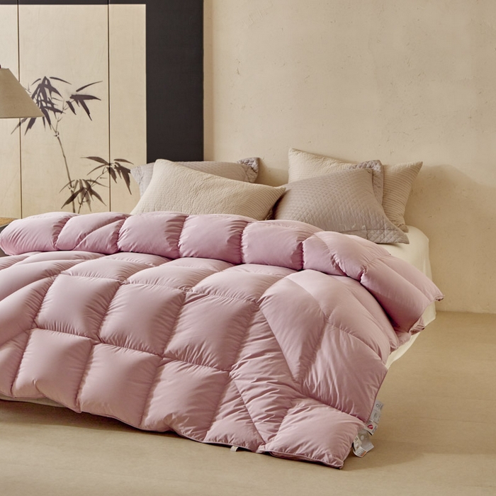 91家纺网 家纺一手货源 找家纺 暖羽屋羽绒馆 2025新款人体工学被鹅绒丝被芯 羽绒被子春秋被  羽毛被 双人冬被 粉