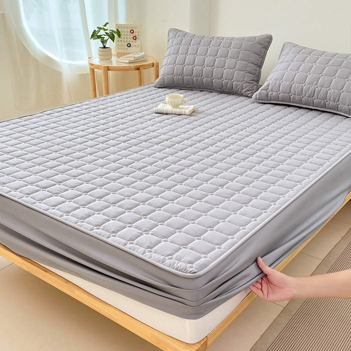 91家纺网 家纺一手货源 找家纺 亨通家纺 2025新款A类格子磨毛防水夹棉床笠 格子夹棉-浅灰