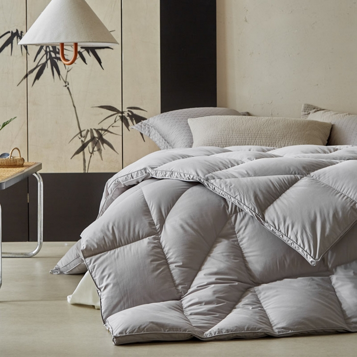 91家纺网 家纺一手货源 找家纺 暖羽屋羽绒馆 2025新款人体工学被鹅绒丝被芯 羽绒被子春秋被  羽毛被 双人冬被 灰