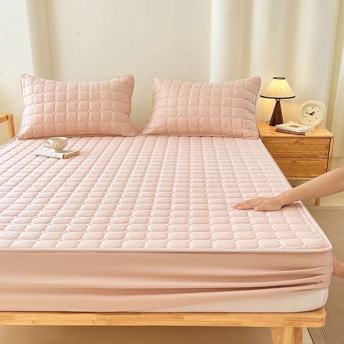 91家纺网 家纺一手货源 找家纺 亨通家纺 2025新款A类格子磨毛防水夹棉床笠 格子夹棉-玉色