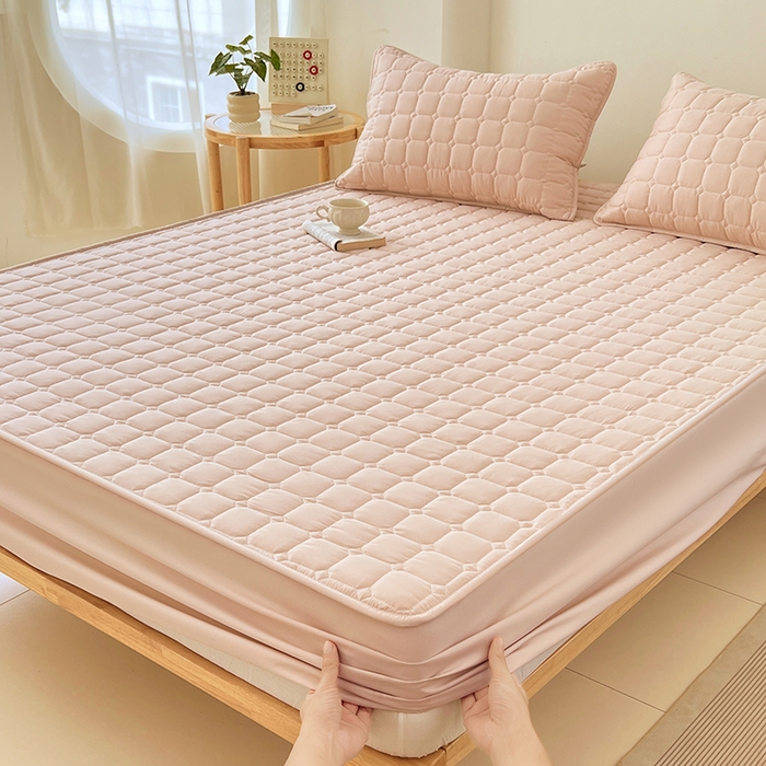 91家纺网 家纺一手货源 找家纺 亨通家纺 2025新款A类格子磨毛防水夹棉床笠 格子夹棉-玉色