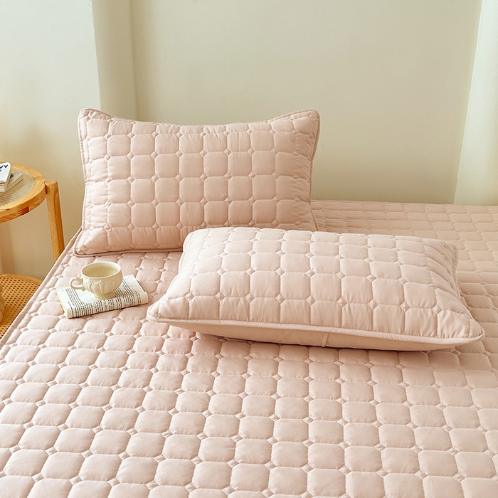 91家纺网 家纺一手货源 找家纺 亨通家纺 2025新款A类格子磨毛防水夹棉床笠 格子夹棉-玉色