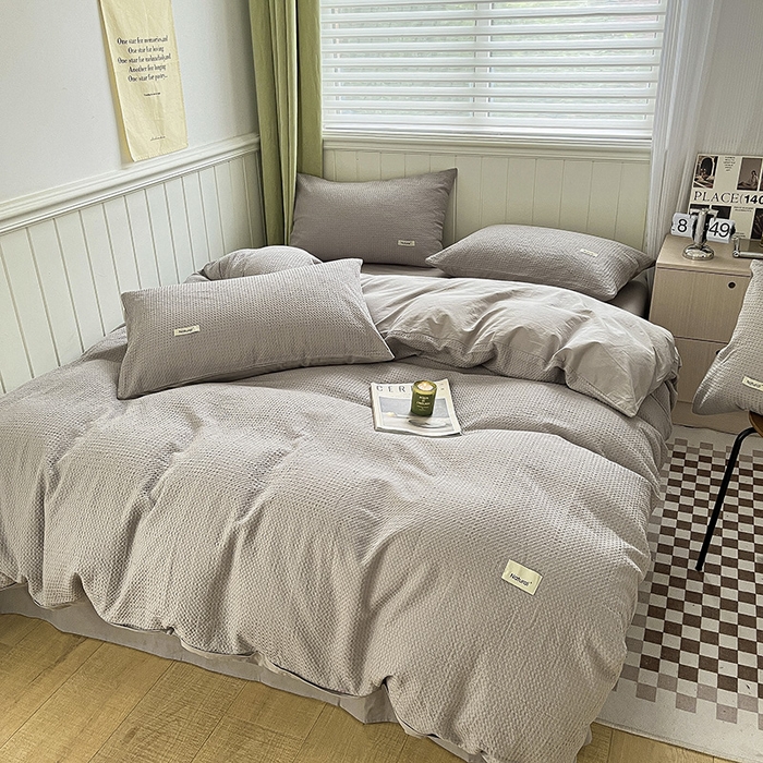 91家纺网 家纺一手货源 找家纺 琪格格纺织 2025新款纯棉华夫格极简宅寂风四件套 华夫格-月光灰