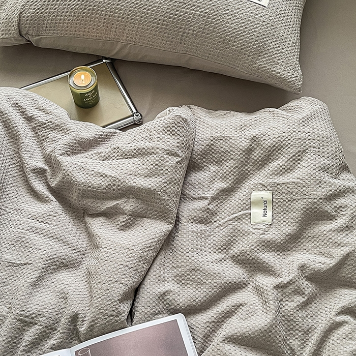 91家纺网 家纺一手货源 找家纺 琪格格纺织 2025新款纯棉华夫格极简宅寂风四件套 华夫格-月光灰