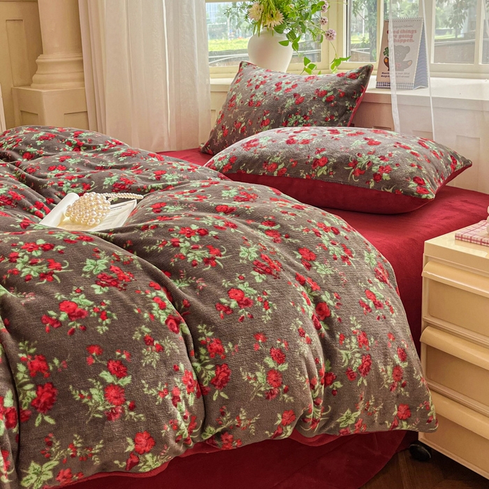 91家纺网 家纺一手货源 找家纺 （总）斯卡诺家纺 2025小清新加厚高克重牛奶绒四件套网红直播爆款