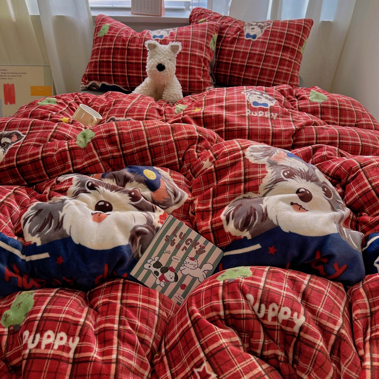 91家纺网 家纺一手货源 找家纺 小叮当家纺仓储工厂店 买家秀 爆款花型2025新款200克牛奶绒小清新卡通复古风四件套 红格西高地