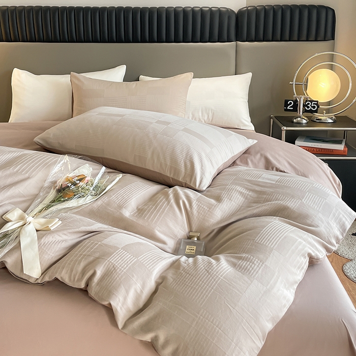 91家纺网 家纺一手货源 找家纺 琪格格纺织 2025新款纯棉轻奢大提花酒店名宿风家纺四件套 原棉大提花卡其棕