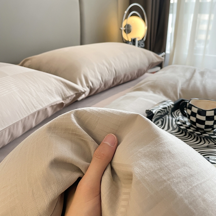 91家纺网 家纺一手货源 找家纺 琪格格纺织 2025新款纯棉轻奢大提花酒店名宿风家纺四件套 原棉大提花卡其棕