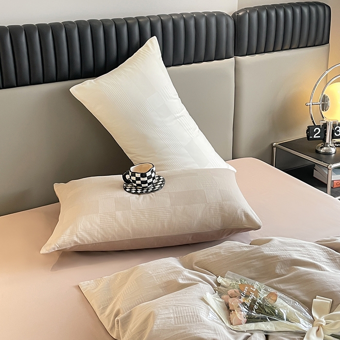 91家纺网 家纺一手货源 找家纺 琪格格纺织 2025新款纯棉轻奢大提花酒店名宿风家纺四件套 原棉大提花卡其棕