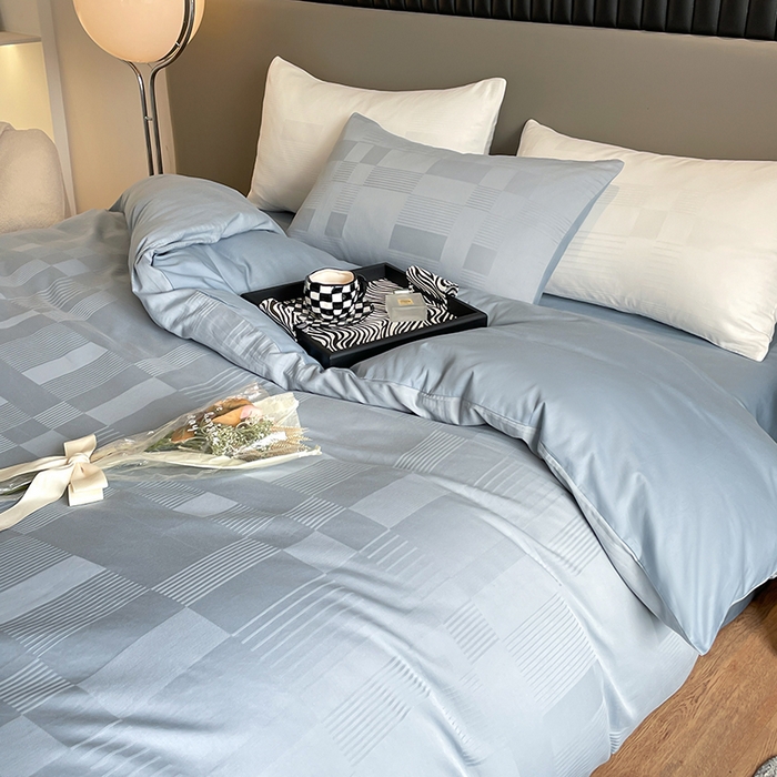 91家纺网 家纺一手货源 找家纺 琪格格纺织 2025新款纯棉轻奢大提花酒店名宿风家纺四件套 原棉大提花浅蓝