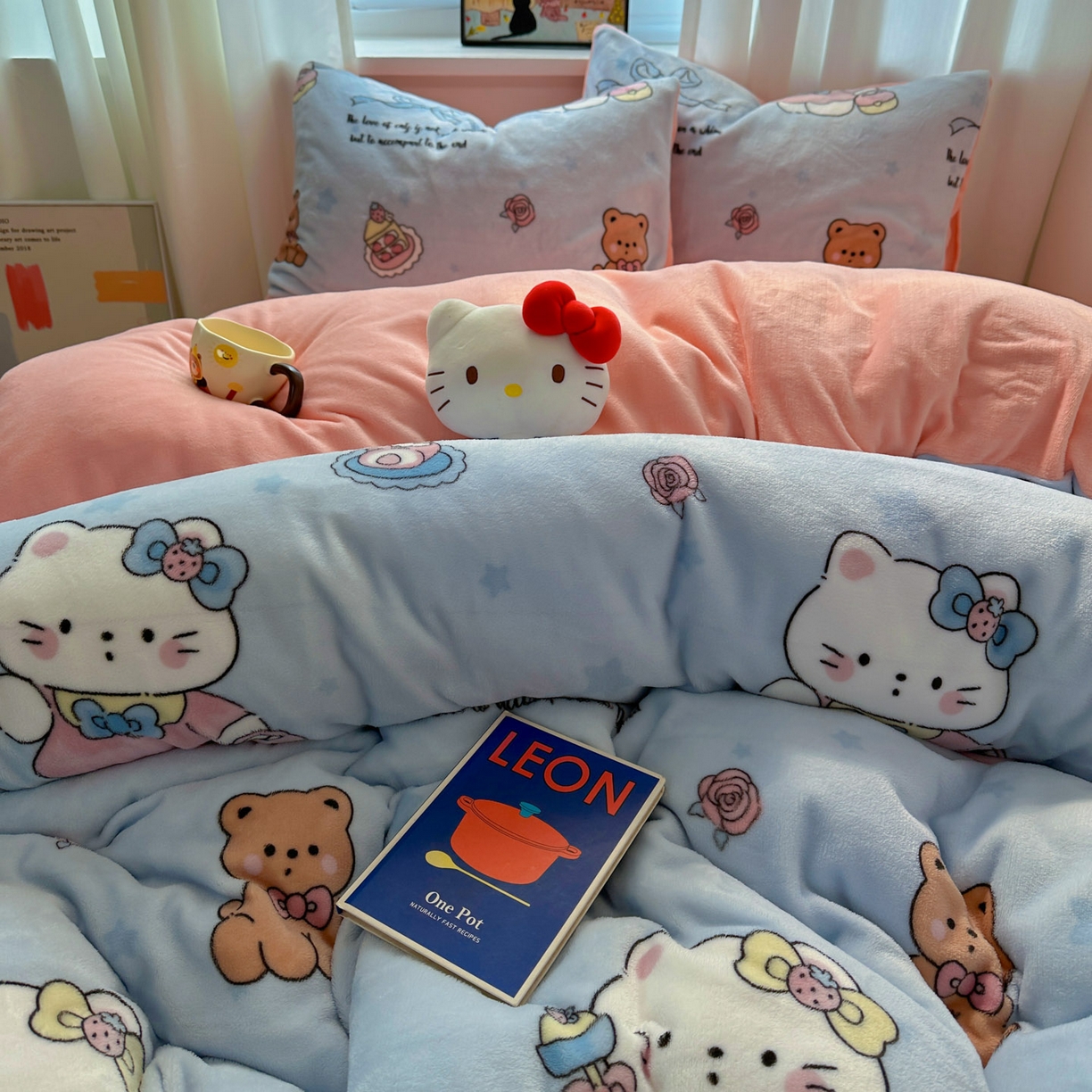 91家纺网 家纺一手货源 找家纺 小叮当家纺仓储工厂店 买家秀 爆款花型2025新款200克牛奶绒小清新卡通复古风四件套 蝴蝶结kt