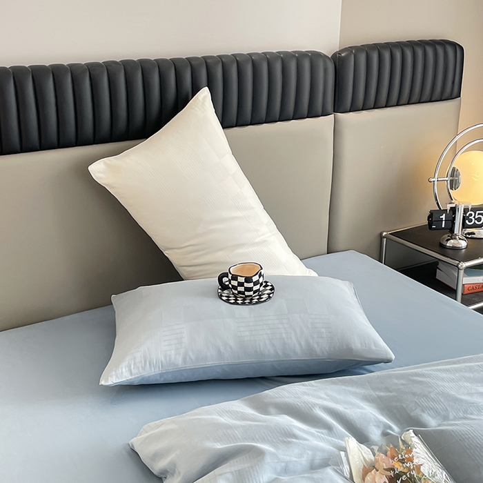 91家纺网 家纺一手货源 找家纺 琪格格纺织 2025新款纯棉轻奢大提花酒店名宿风家纺四件套 原棉大提花浅蓝