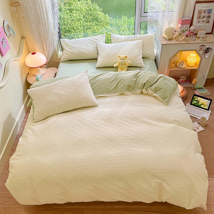 91家纺网 家纺一手货源 找家纺 琪格格纺织 2025新款纯棉华夫格极简宅寂风四件套 泡泡纱米白VS奶绿