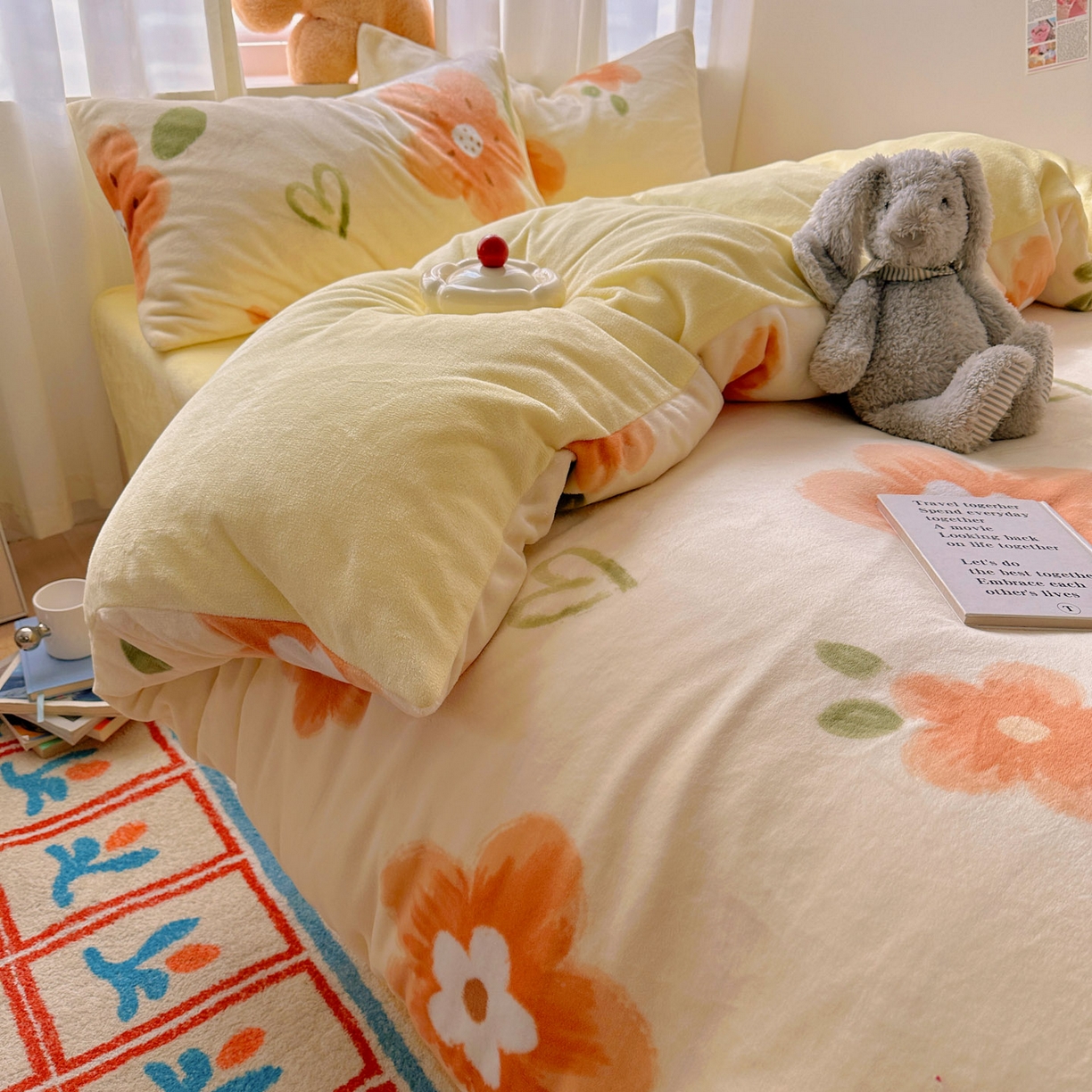 91家纺网 家纺一手货源 找家纺 小叮当家纺仓储工厂店 买家秀 爆款花型2025新款200克牛奶绒小清新卡通复古风四件套 花园时光