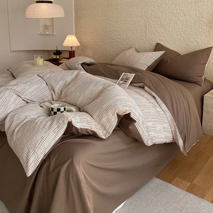 91家纺网 家纺一手货源 找家纺 琪格格纺织 2025新款纯棉华夫格极简宅寂风四件套 速写 提花棕条