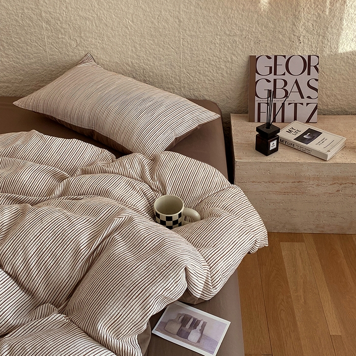 91家纺网 家纺一手货源 找家纺 琪格格纺织 2025新款纯棉华夫格极简宅寂风四件套 速写 提花棕条