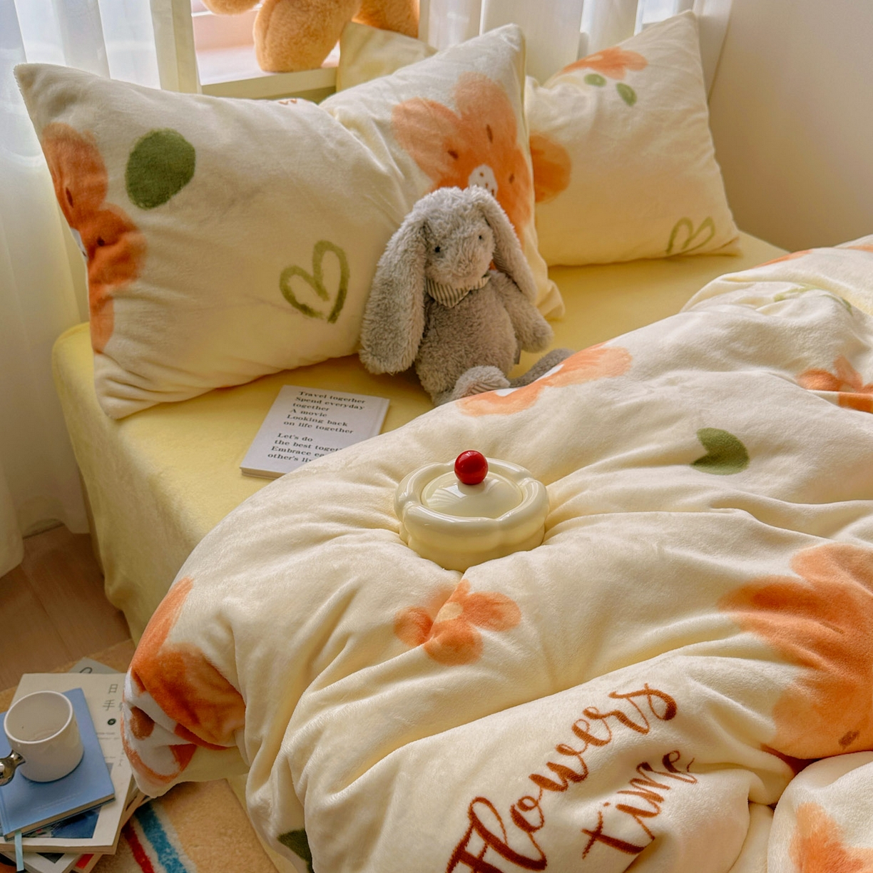 91家纺网 家纺一手货源 找家纺 小叮当家纺仓储工厂店 买家秀 爆款花型2025新款200克牛奶绒小清新卡通复古风四件套 花园时光