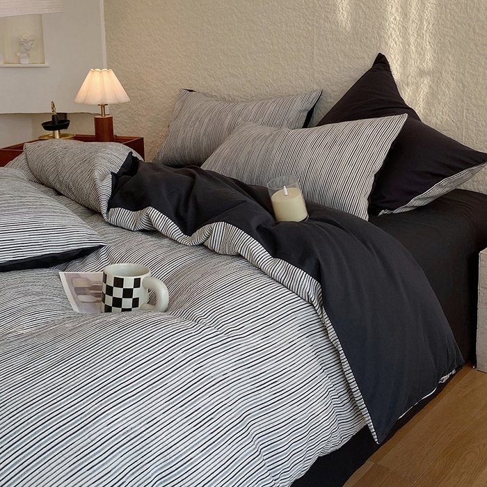 91家纺网 家纺一手货源 找家纺 琪格格纺织 2025新款纯棉华夫格极简宅寂风四件套 速写-提花黑条