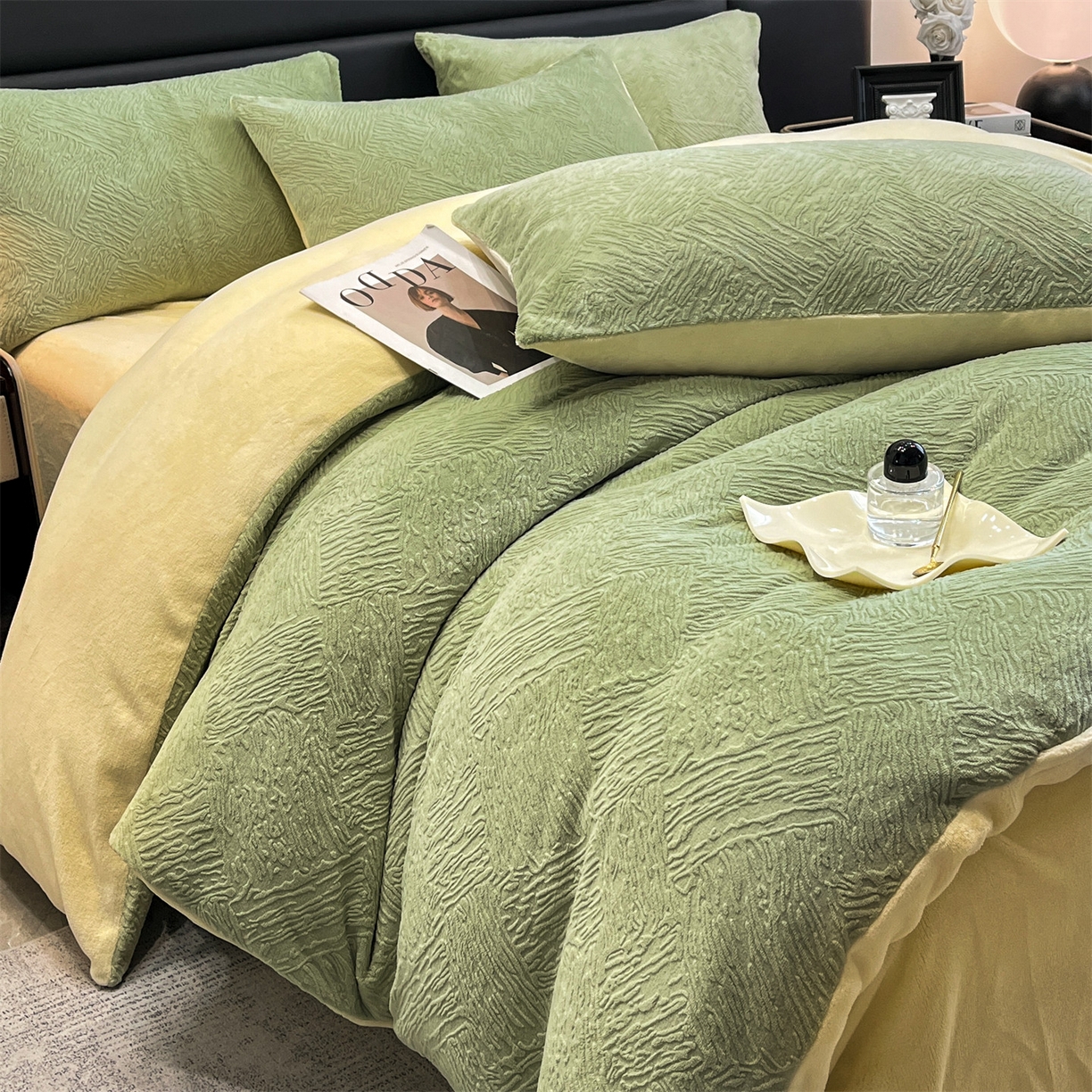 91家纺网 家纺一手货源 找家纺 星座家纺 2025新款牛奶绒雕花四件套 格调-绿