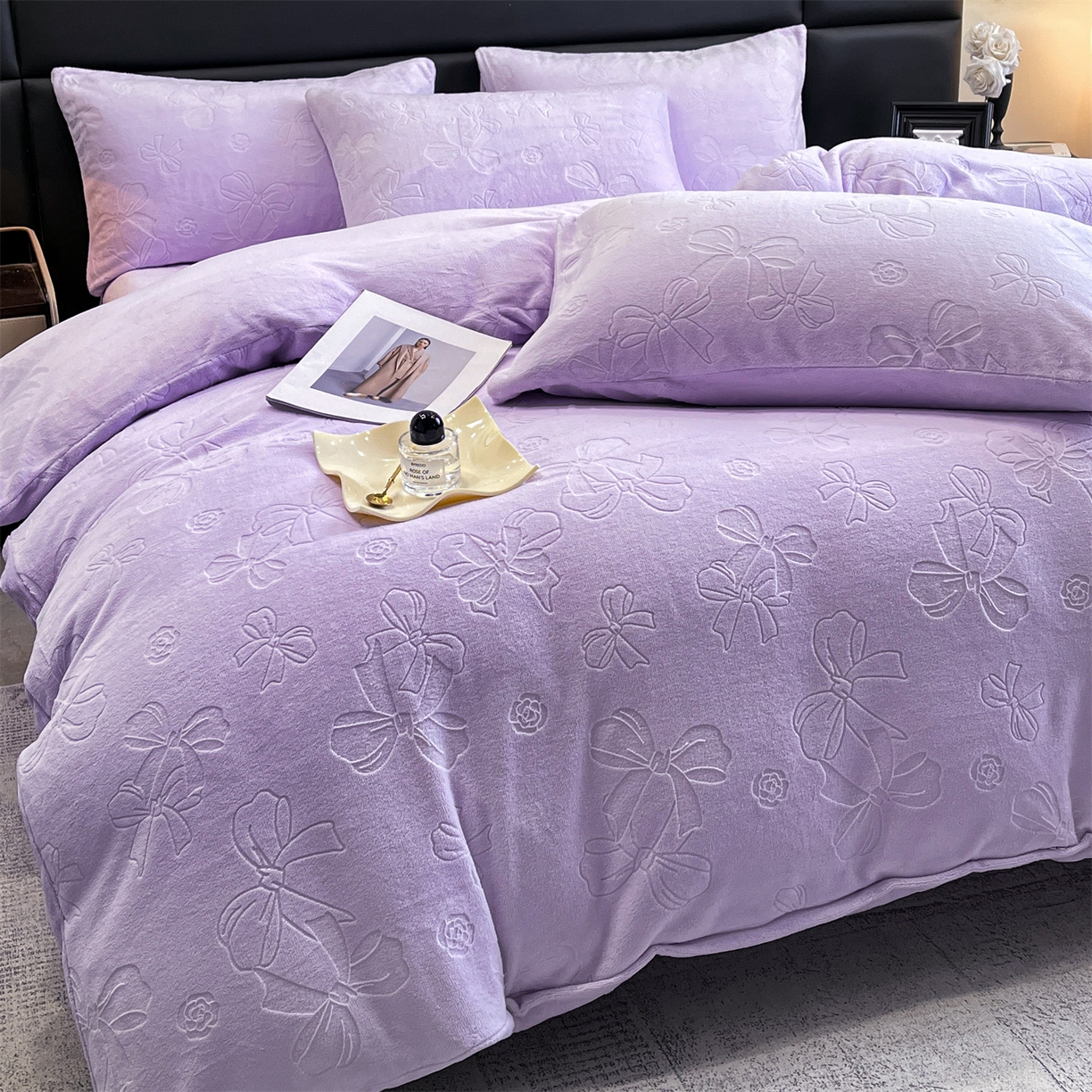 91家纺网 家纺一手货源 找家纺 星座家纺 2025新款牛奶绒雕花四件套 蝴蝶结-紫