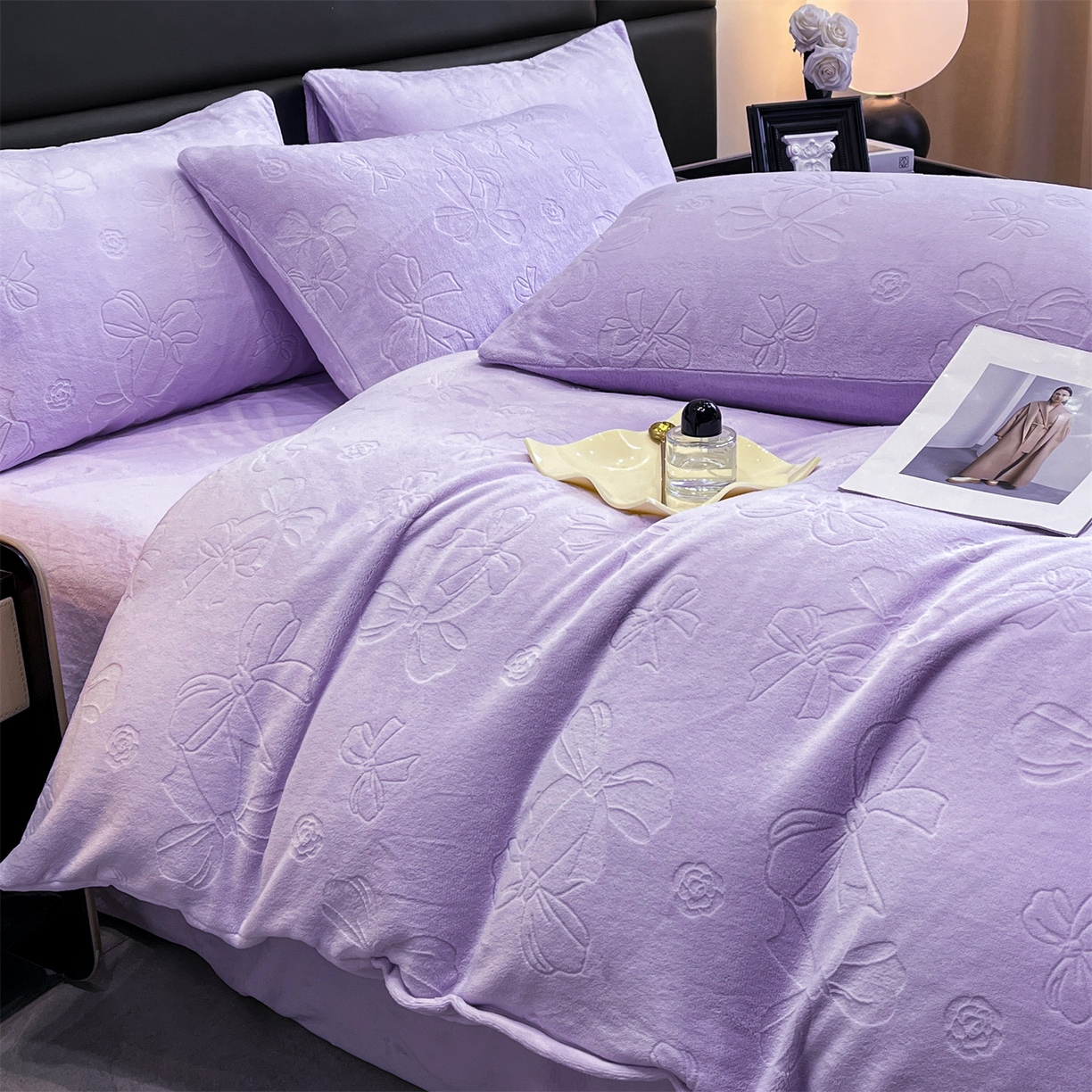 91家纺网 家纺一手货源 找家纺 星座家纺 2025新款牛奶绒雕花四件套 蝴蝶结-紫