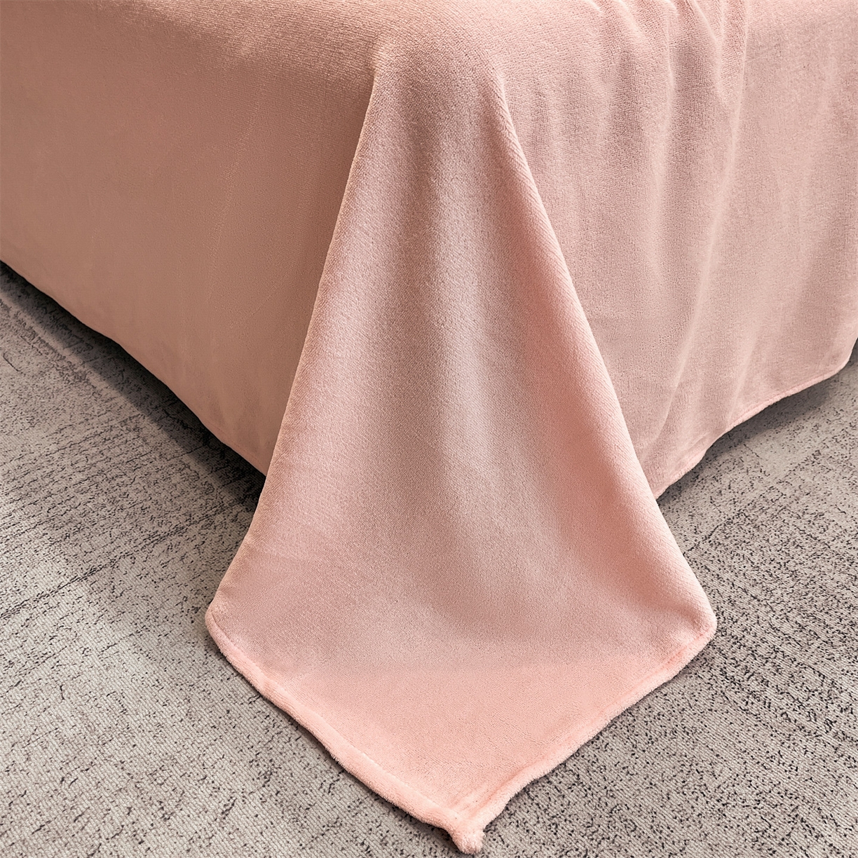 91家纺网 家纺一手货源 找家纺 星座家纺 2025新款牛奶绒雕花四件套 蝴蝶翩翩-粉