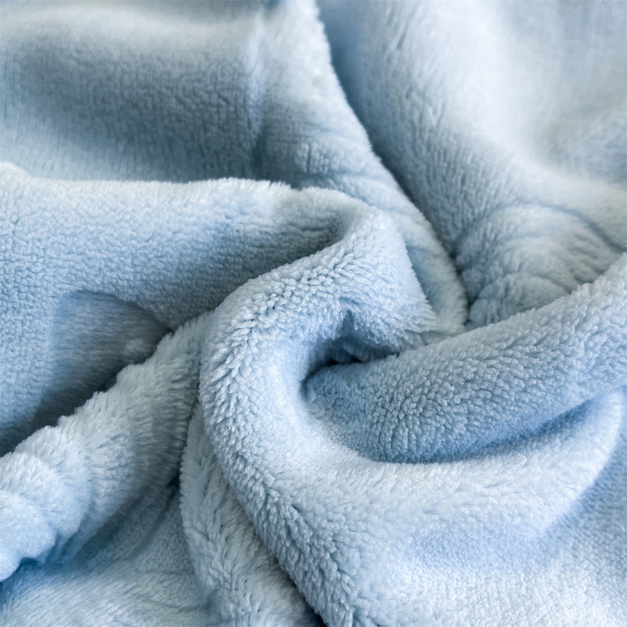 91家纺网 家纺一手货源 找家纺 星座家纺 2025新款牛奶绒雕花四件套 蝴蝶翩翩-蓝