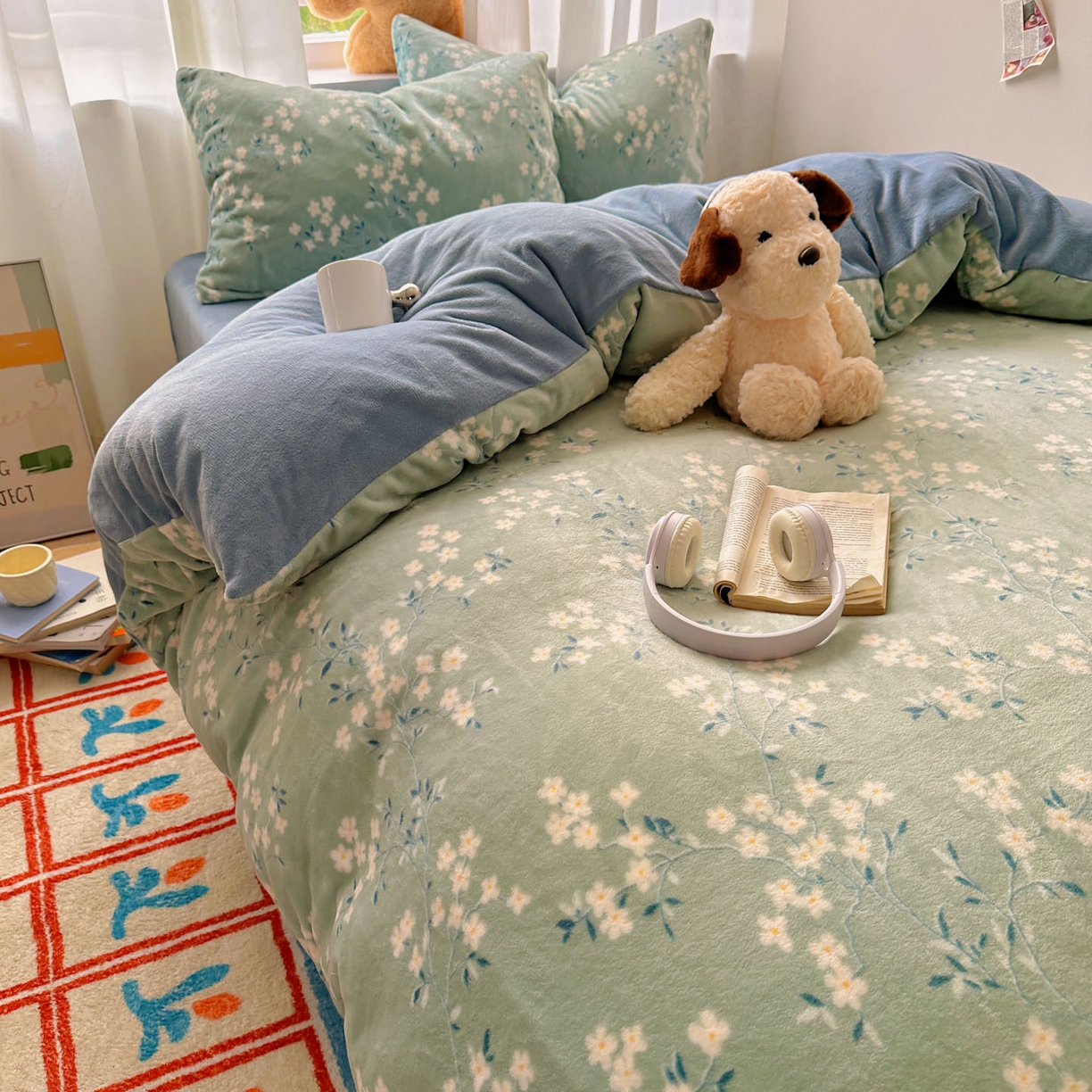 91家纺网 家纺一手货源 找家纺 小叮当家纺仓储工厂店 买家秀 爆款花型2025新款200克牛奶绒小清新卡通复古风四件套 若影华梦