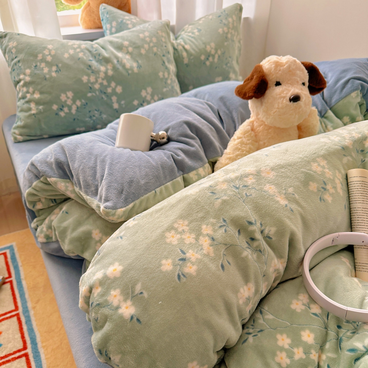 91家纺网 家纺一手货源 找家纺 小叮当家纺仓储工厂店 买家秀 爆款花型2025新款200克牛奶绒小清新卡通复古风四件套 若影华梦