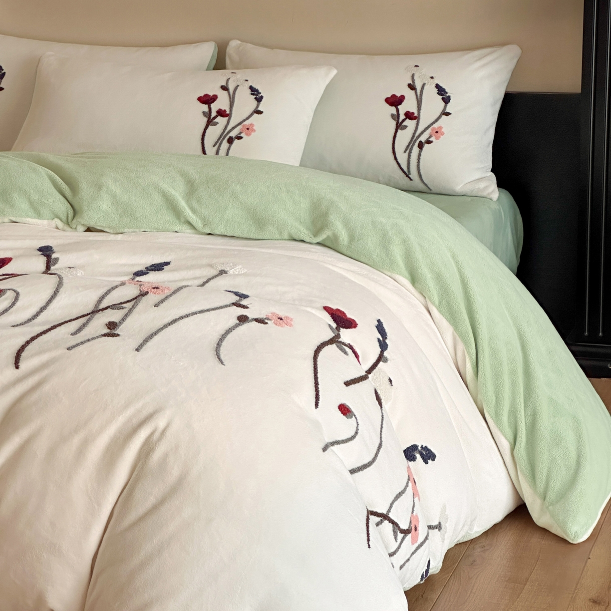 91家纺网 家纺一手货源 找家纺 （总）如一 2025新款田园风毛巾绣牛奶绒四件套