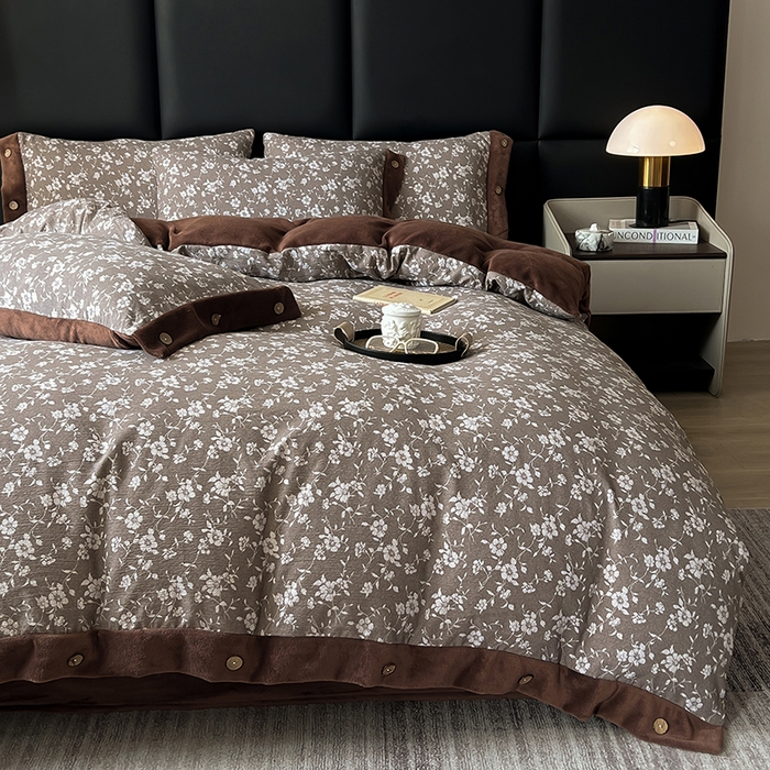 91家纺网 家纺一手货源 找家纺 绒城 2025新款水洗原麻拼牛奶绒四件套麻拼绒四件套纽扣四件套-原麻 原麻-花梦