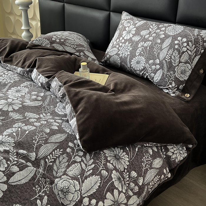 91家纺网 家纺一手货源 找家纺 绒城 2025新款水洗原麻拼牛奶绒四件套麻拼绒四件套纽扣四件套-原麻 原麻-芳菲