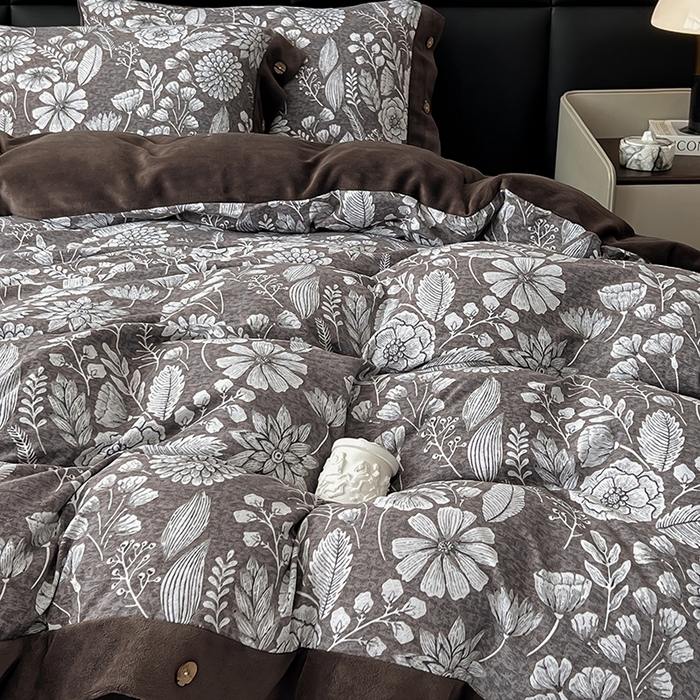 91家纺网 家纺一手货源 找家纺 绒城 2025新款水洗原麻拼牛奶绒四件套麻拼绒四件套纽扣四件套-原麻 原麻-芳菲