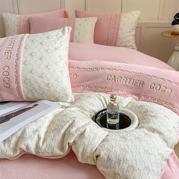 灰鲸 2025新款牛奶绒拼接刺绣雕花套件-贝娜 贝娜-可可粉