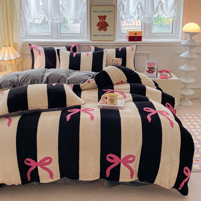 91家纺网 家纺一手货源 找家纺 （总）斯卡诺家纺 2025新款热卖小清新牛奶绒四件套双面绒被套小红书同款