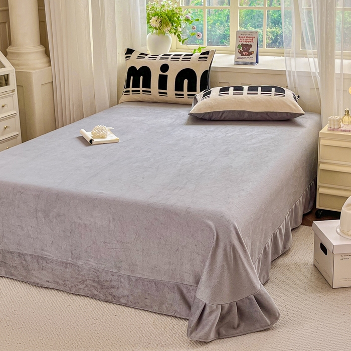 91家纺网 家纺一手货源 找家纺 斯卡诺家纺 2025新款热卖小清新牛奶绒四件套双面绒被套小红书同款 min字母