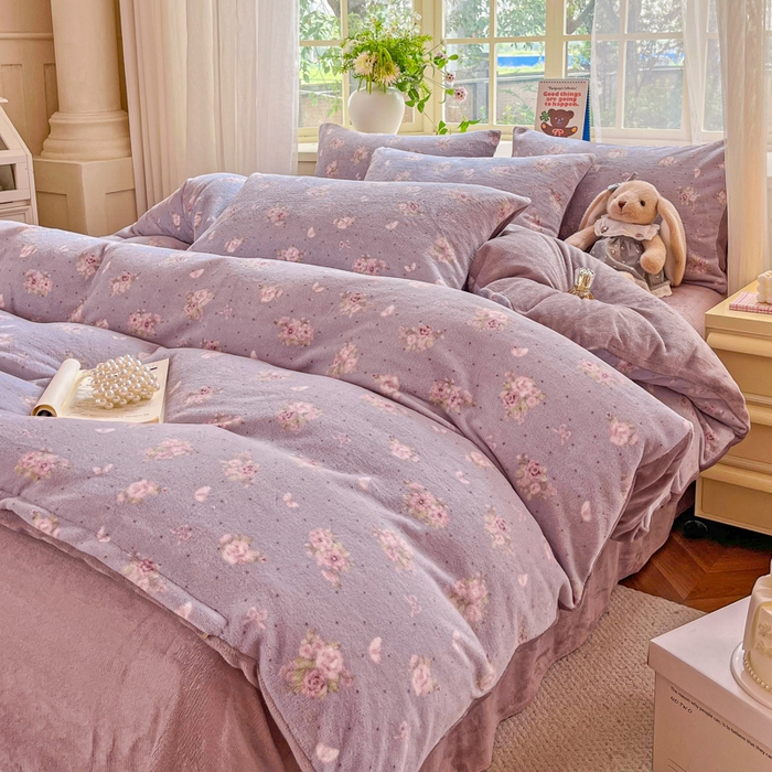 91家纺网 家纺一手货源 找家纺 斯卡诺家纺 2025新款热卖小清新牛奶绒四件套双面绒被套小红书同款 蝶恋花