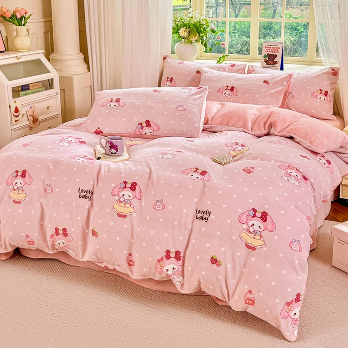 91家纺网 家纺一手货源 找家纺 斯卡诺家纺 2025新款热卖小清新牛奶绒四件套双面绒被套小红书同款 可爱迪