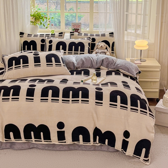 91家纺网 家纺一手货源 找家纺 （总）斯卡诺家纺 2025新款热卖小清新牛奶绒四件套双面绒被套小红书同款