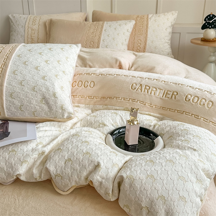 灰鲸 2025新款牛奶绒拼接刺绣雕花套件-贝娜 贝娜-奶茶