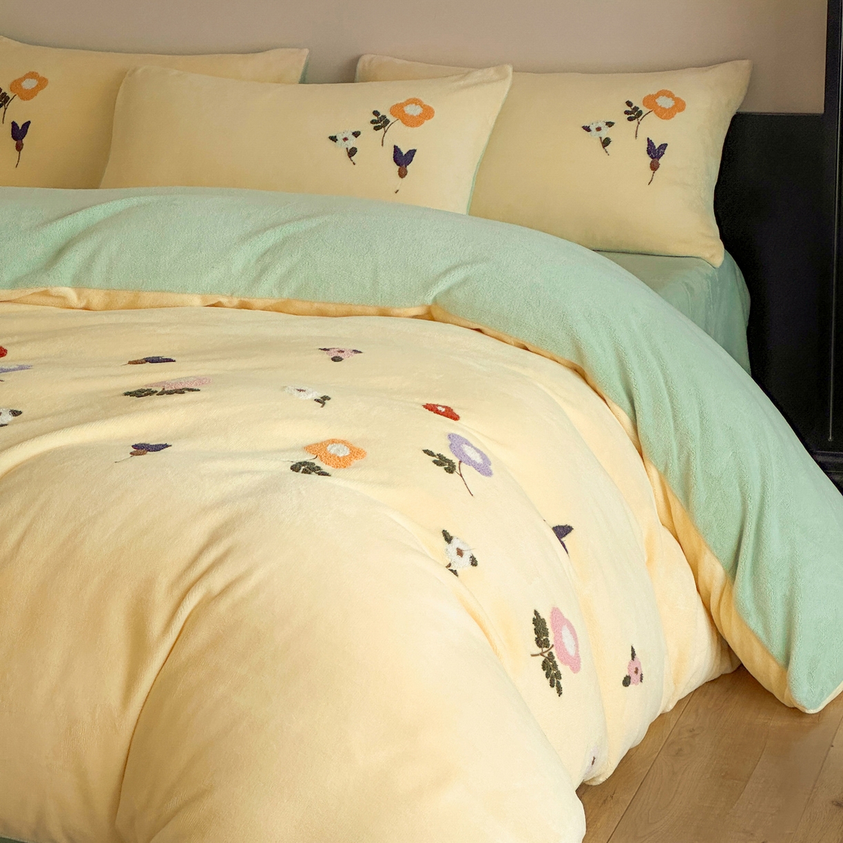 如一 2025新款田园风毛巾绣牛奶绒四件套 紫薇-黄绿