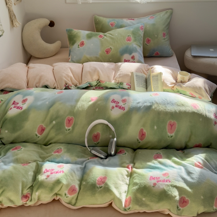 小叮当家纺仓储工厂店 买家秀 爆款花型2025新款秋冬保暖高克重牛奶绒小清新印花四件套系列-风格一 粉粉郁金