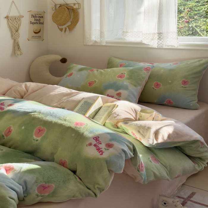 91家纺网 家纺一手货源 找家纺 小叮当家纺仓储工厂店 买家秀 爆款花型2025新款秋冬保暖高克重牛奶绒小清新印花四件套系列-风格一 粉粉郁金