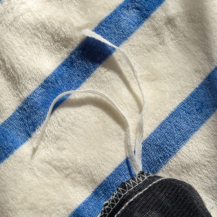 91家纺网 家纺一手货源 找家纺 小叮当家纺仓储工厂店 买家秀 爆款花型2025新款秋冬保暖高克重牛奶绒小清新印花四件套系列-风格一 蓝条猫