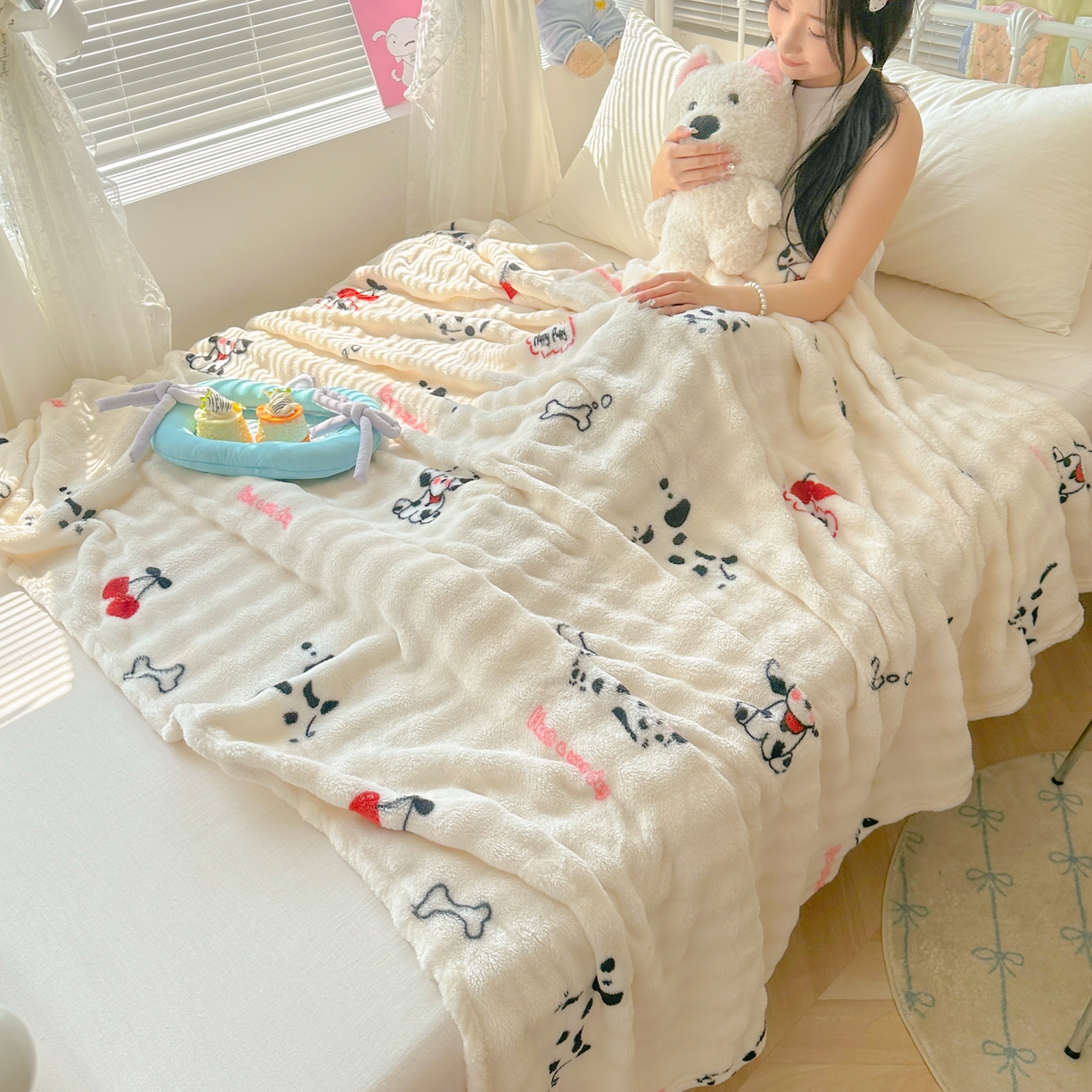 91家纺网 家纺一手货源 找家纺 韩巢家纺 2025新款高克重泡泡绒毛毯多功能牛奶绒毯子支持跨境电商 波点萌狗